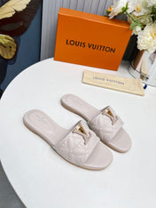 LV 26S MARE FLAT MULES IN ASH BEIGE CALFSKIN
