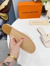 LV 26S MARE FLAT MULES IN IVORY BEIGE CALFSKIN