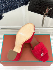 HIGH HEELS IN RED SUEDE AND LAMBSKIN