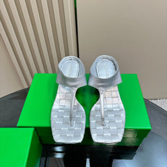 MARELLA THONG IN SILVER LEATHER WITH SIGNATURE INTRECCIATO INSOLE 55 MM