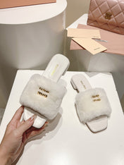 MIUMIU 26S SQUARE-TOE SANDALS IN CREAM WHITE SHEARLING AND LEATHER