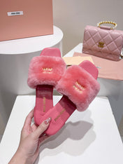 MIUMIU 26S SQUARE-TOE SANDALS IN PINK SHEARLING AND LEATHER