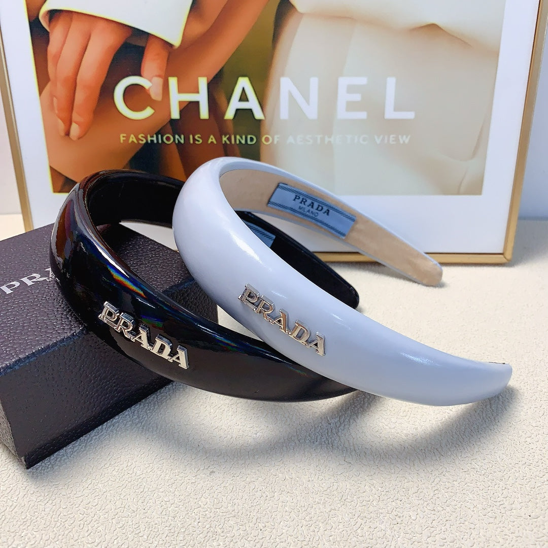 THICK HEADBAND IN BLACK GLOSSY CALFSKIN 278255