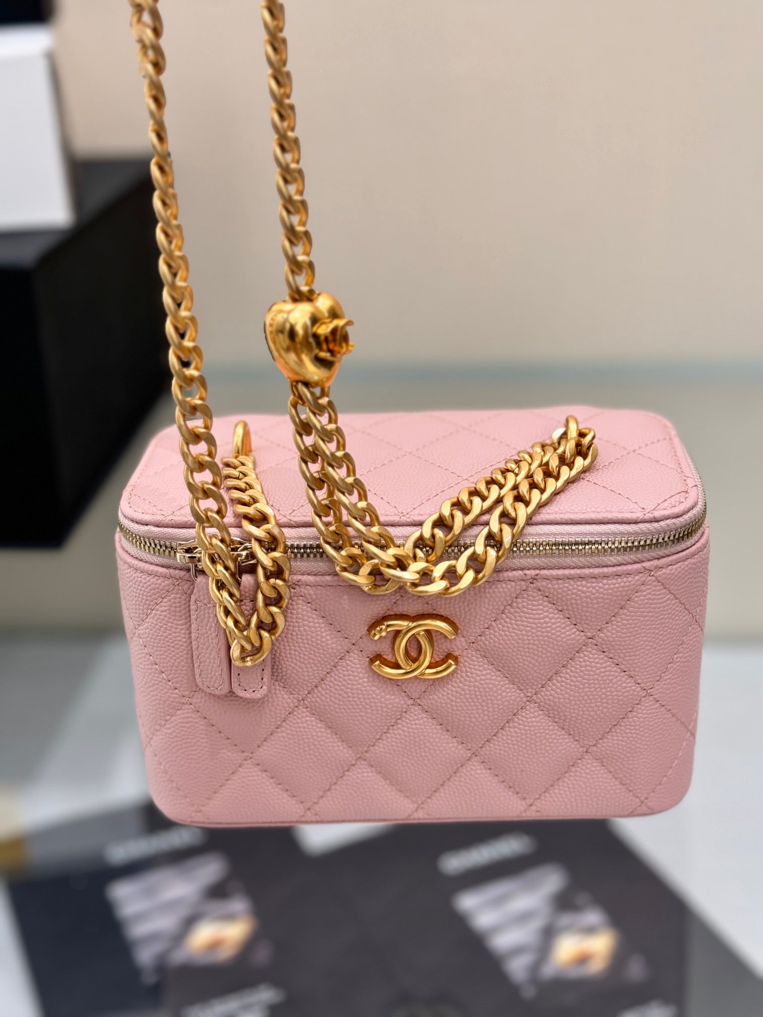 CHANEL 25S MINI VANITY BAG 16 CM IN LIGHT PINK LAMBSKIN WITH GOLD HARDWARE