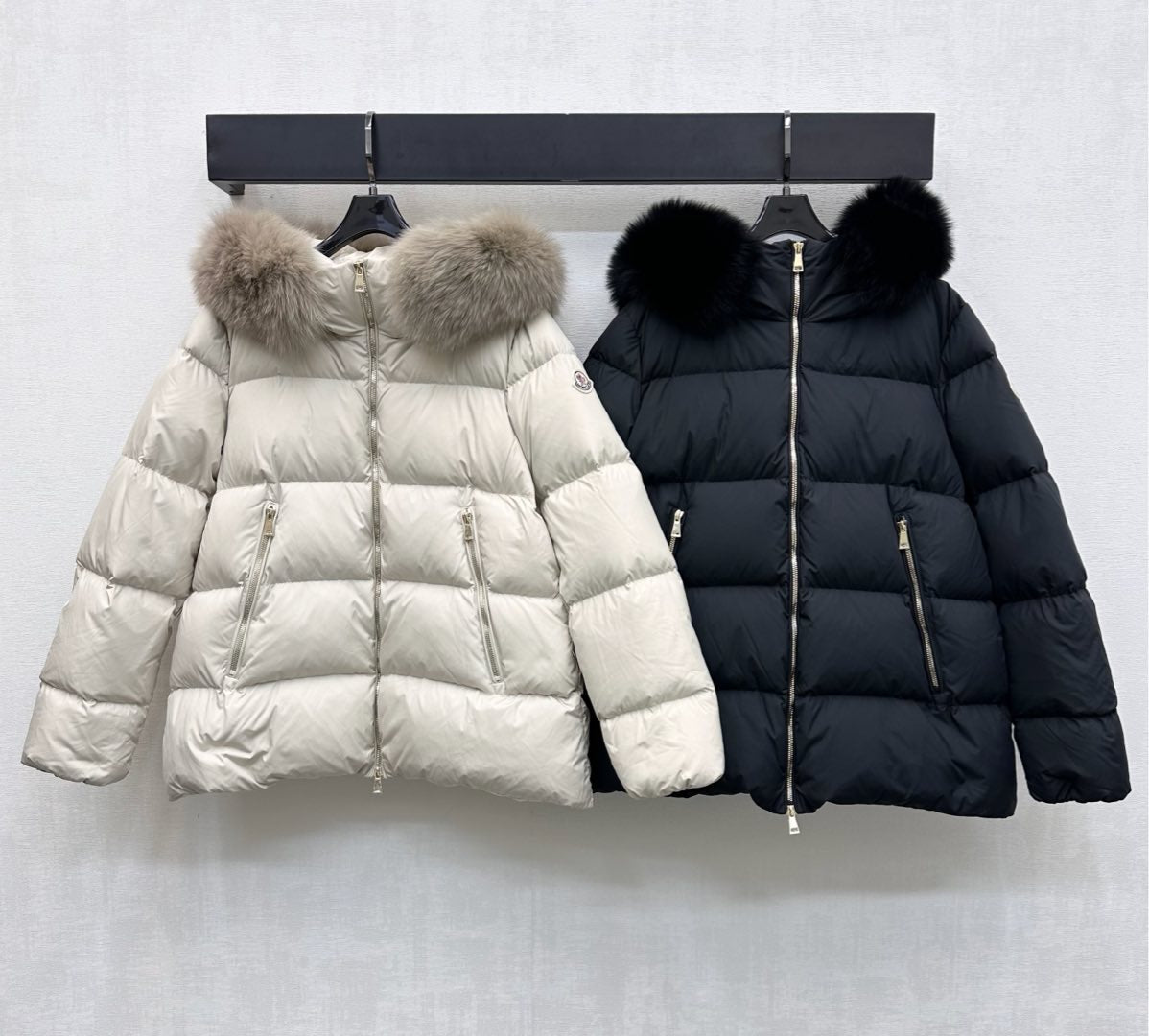 MONCLER 25S DOWN JACKET 304887