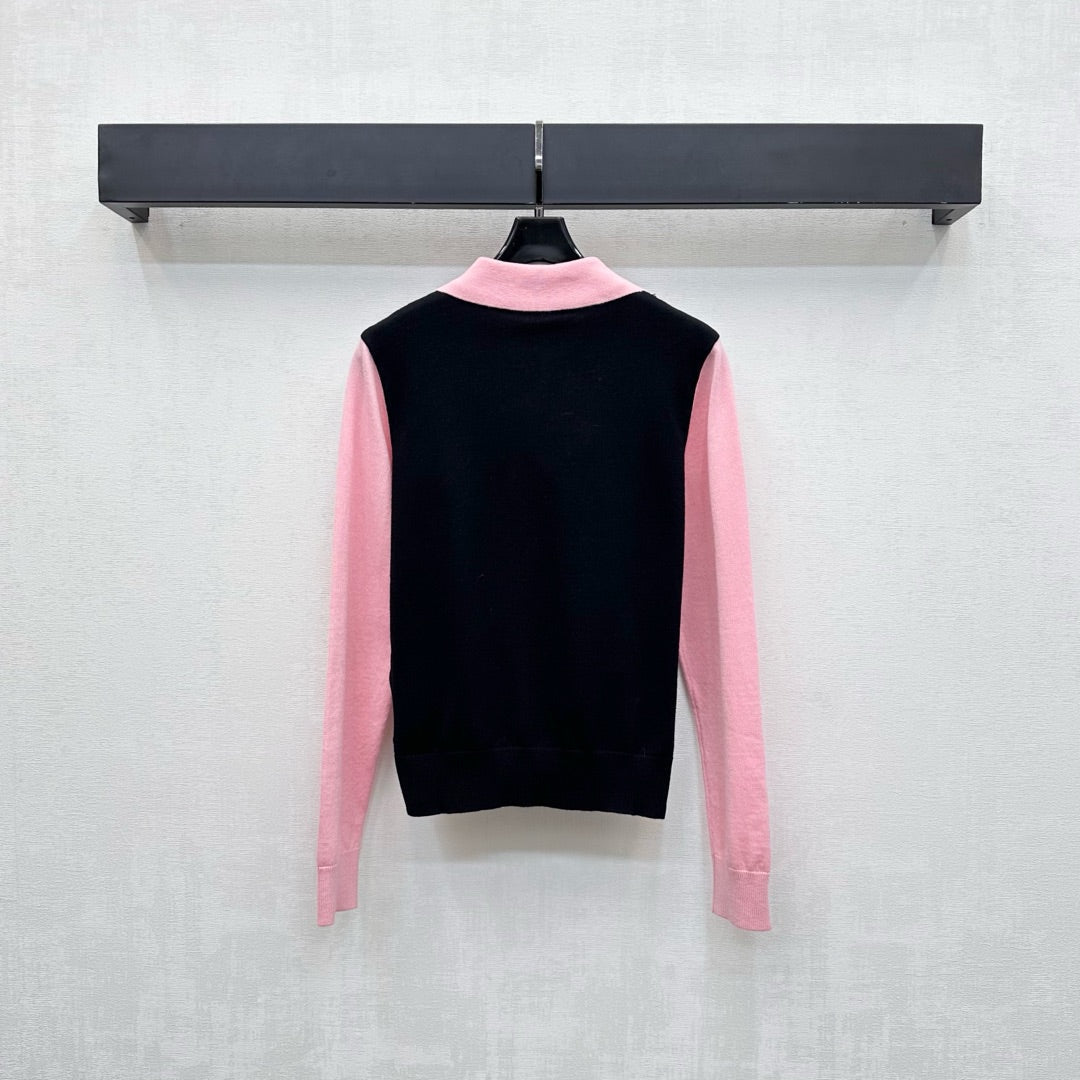MIUMIU KNITTED SWEATER STYLE 437