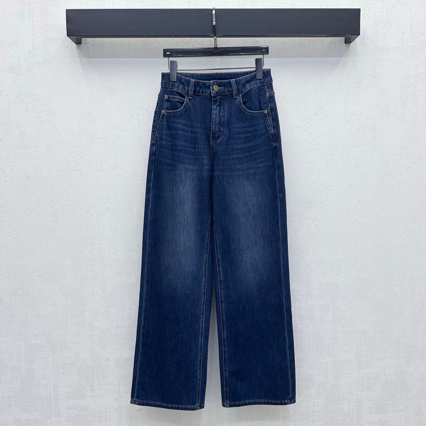 YSL 26S STRAIGHT-LEG JEANS 446