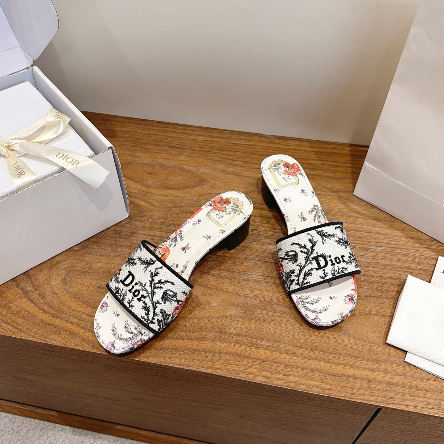 DIOR 26S BLOCK HEEL SLIDE SANDALS IN MULTICOLOR EMBROIDERED CANVAS 003