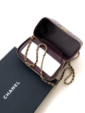 SMALL VANITY CASE WITH HANDLE 17 IN WINE RED LAMBSKIN GOLD HARDWARE