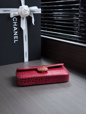 CHANEL 26S WALLET ON CHAIN 22 IN DARK RED CROCODILE-EMBOSSED CALFSKIN GOLD HARDWARE