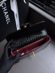 CHANEL 26S WALLET ON CHAIN 22 IN BLACK CROCODILE-EMBOSSED CALFSKIN GOLD HARDWARE