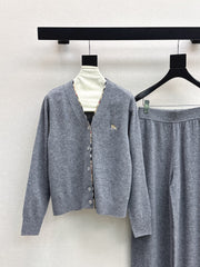 BURBERRY 25S CARDIGAN AND STRAIGHT-LEG PANTS SET 097