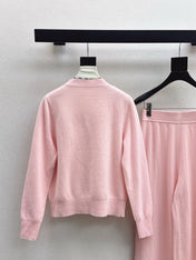 BURBERRY 25S CARDIGAN AND STRAIGHT-LEG PANTS SET 098