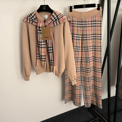 BURBERRY 25S KNITTED SET 081