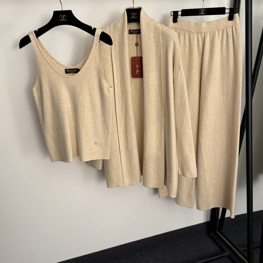 LORO PIANA 26S THREE-PIECE KNIT SET 940