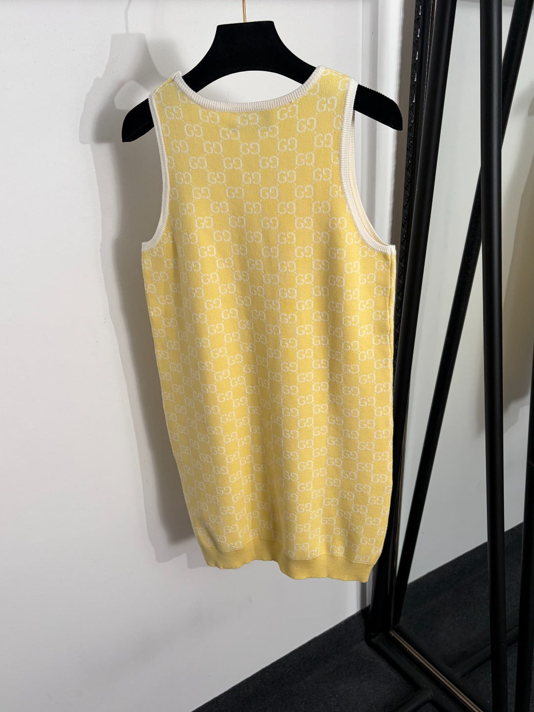 GUCCI 26S SLEEVELESS KNIT DRESS 438