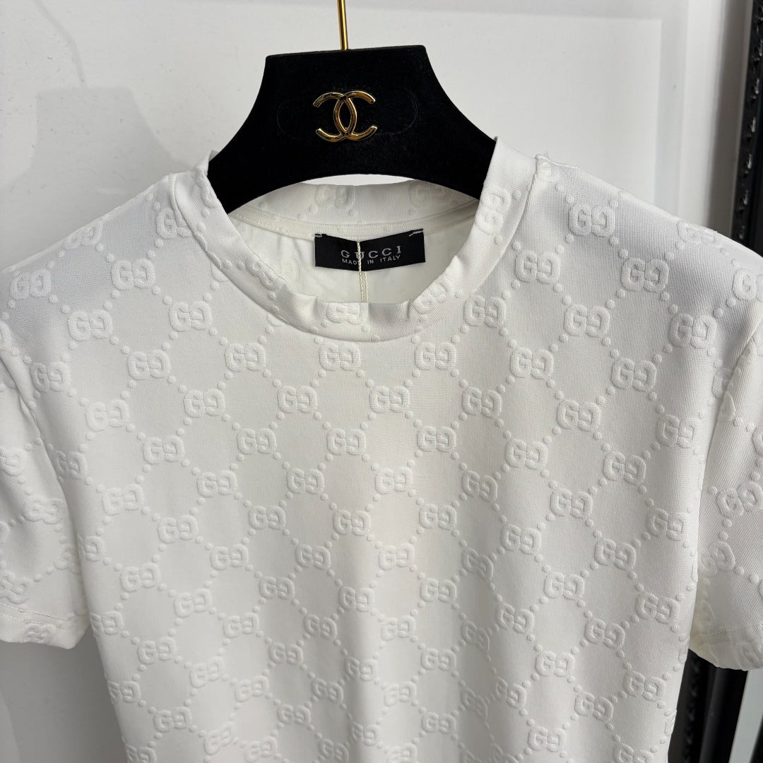 GUCCI 26S SHORT-SLEEVE T-SHIRT AND LEGGINGS SET 372