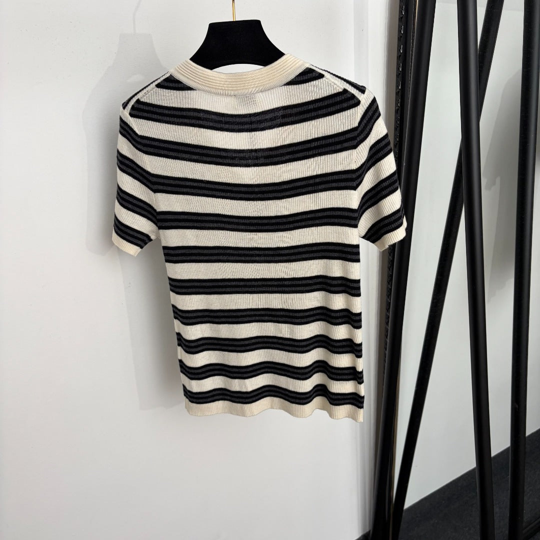 YSL 26S SHORT-SLEEVE V-NECK KNIT TOP 500