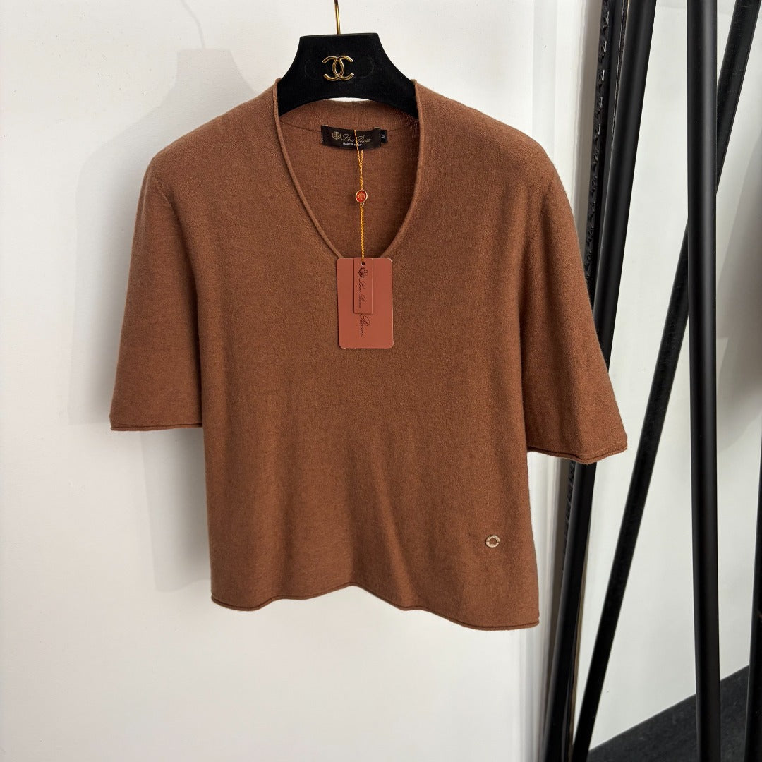 LORO PIANA 26S SHORT-SLEEVE V-NECK KNIT TOP 917