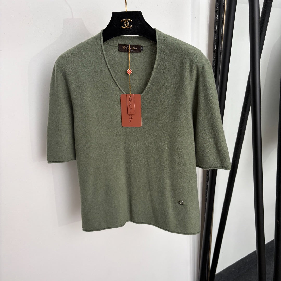 LORO PIANA 26S SHORT-SLEEVE V-NECK KNIT TOP 920