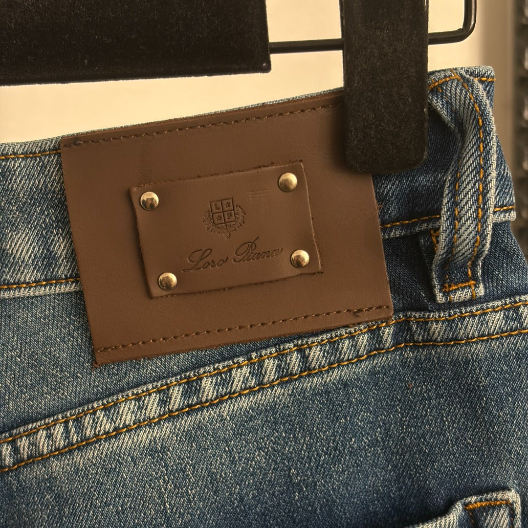 LORO PIANA 26S STRAIGHT-LEG JEANS 896