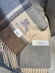 BURBERRY 26S SCARF 180CM IN CASHMERE 160447