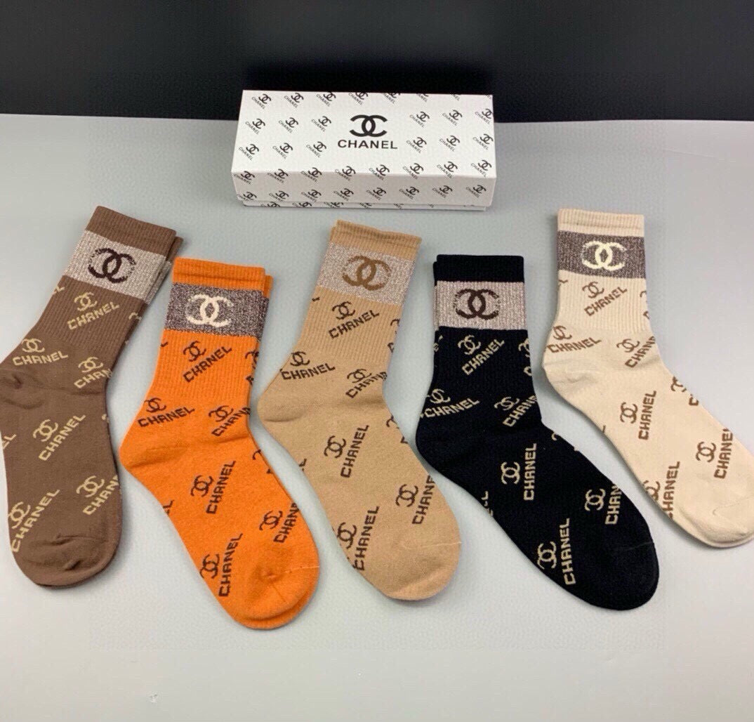 CHANEL 26S CREW SOCKS 405393 (1 BOX)