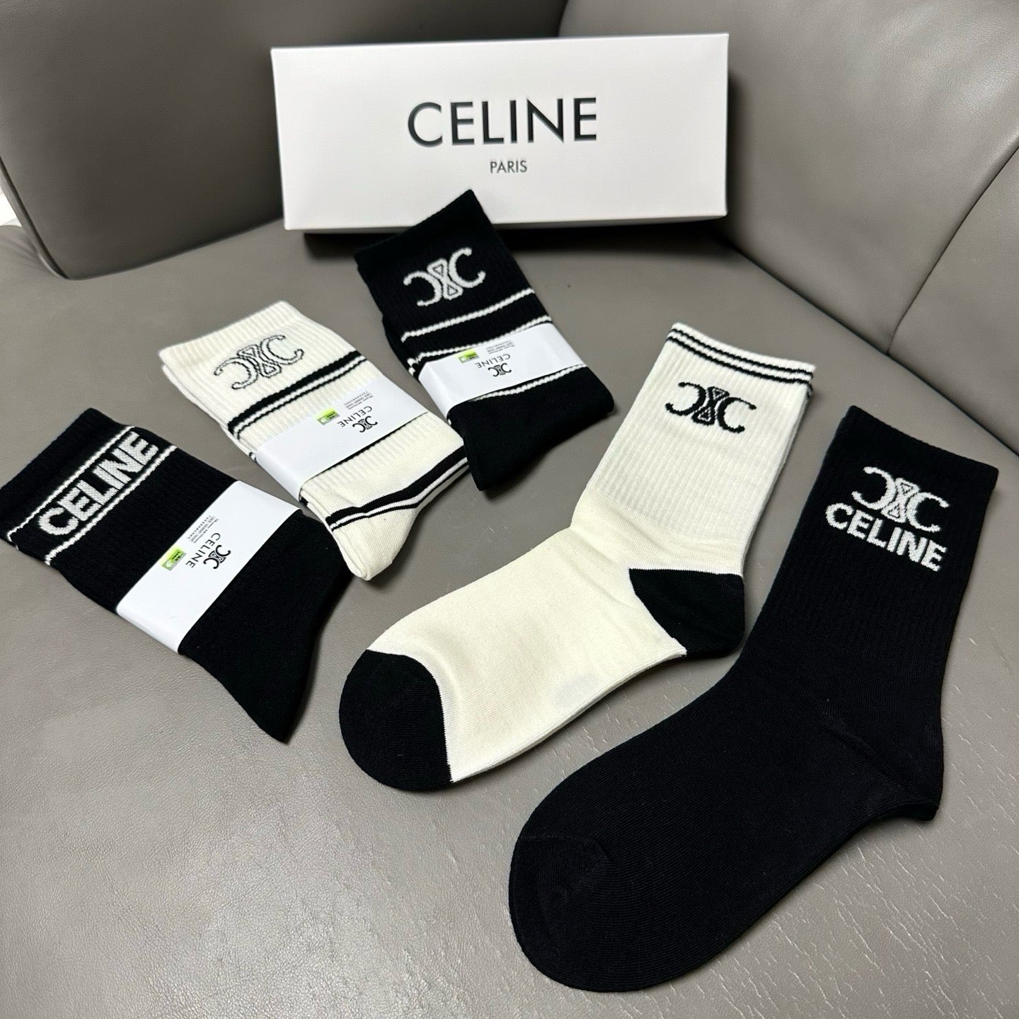 CELINE 26S CREW SOCKS 412449 (1 BOX)