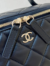 CHANEL 25S VANITY CASE 23 IN BLACK LAMBSKIN