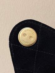 CC 25 HANDBAG 40 IN BLACK SUEDE GOLD HARDWARE