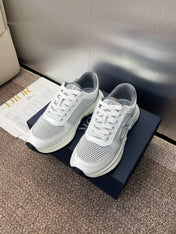 DIOR 25S D-RUN'N COUPLE SNEAKERS IN WHITE GRAY CALFSKIN AND MESH