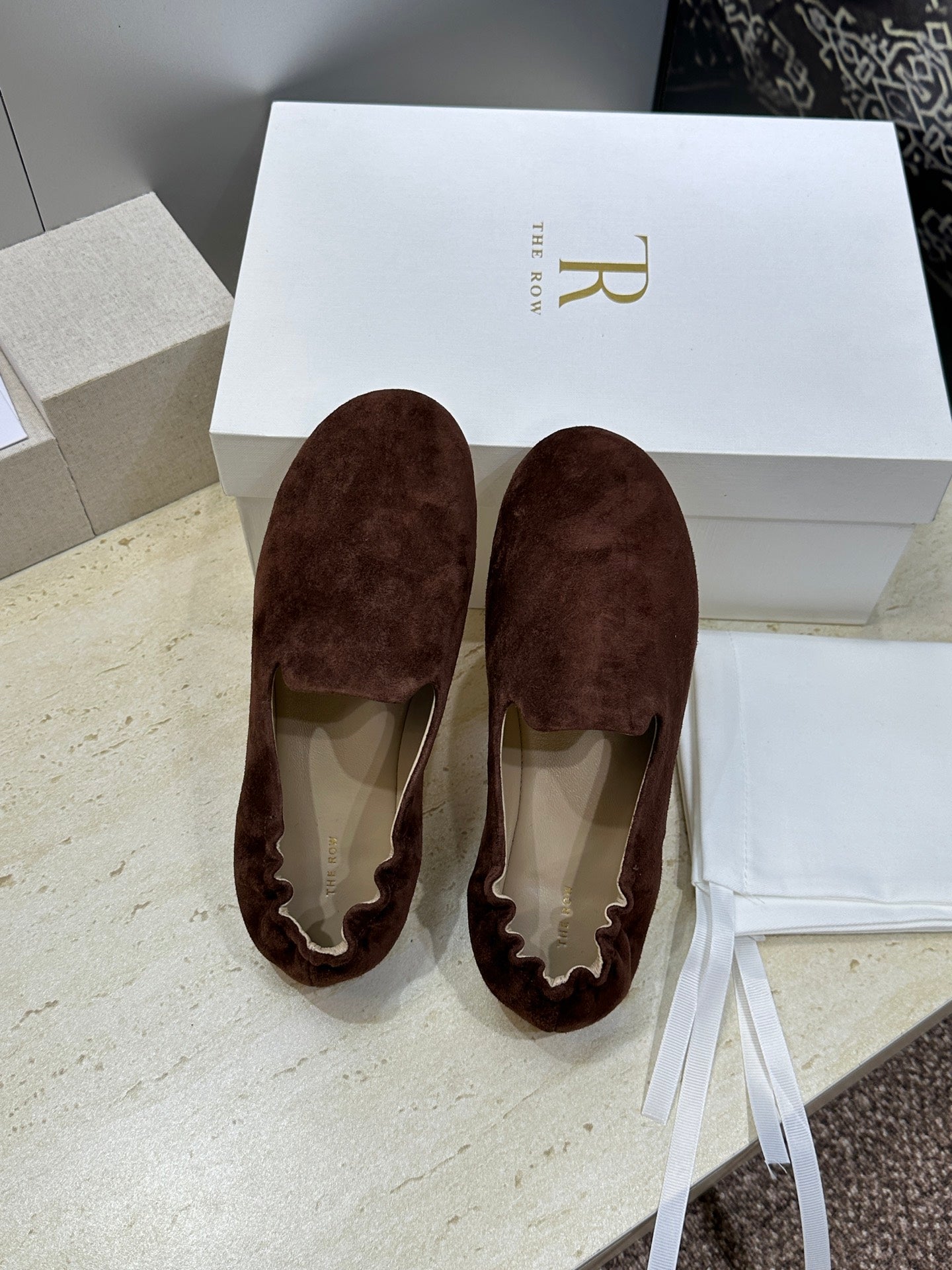 THE ROW 26S BALLET FLATS IN CHOCOLATE BROWN SUEDE