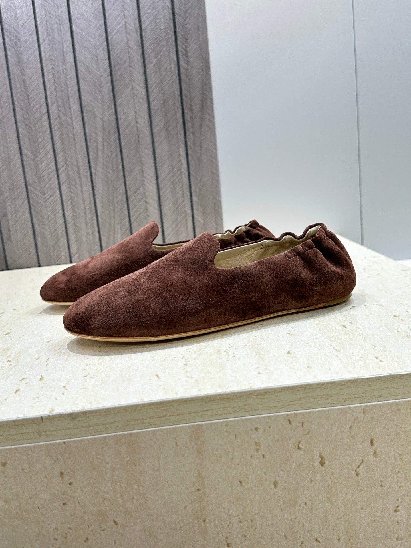 THE ROW 26S BALLET FLATS IN CHOCOLATE BROWN SUEDE