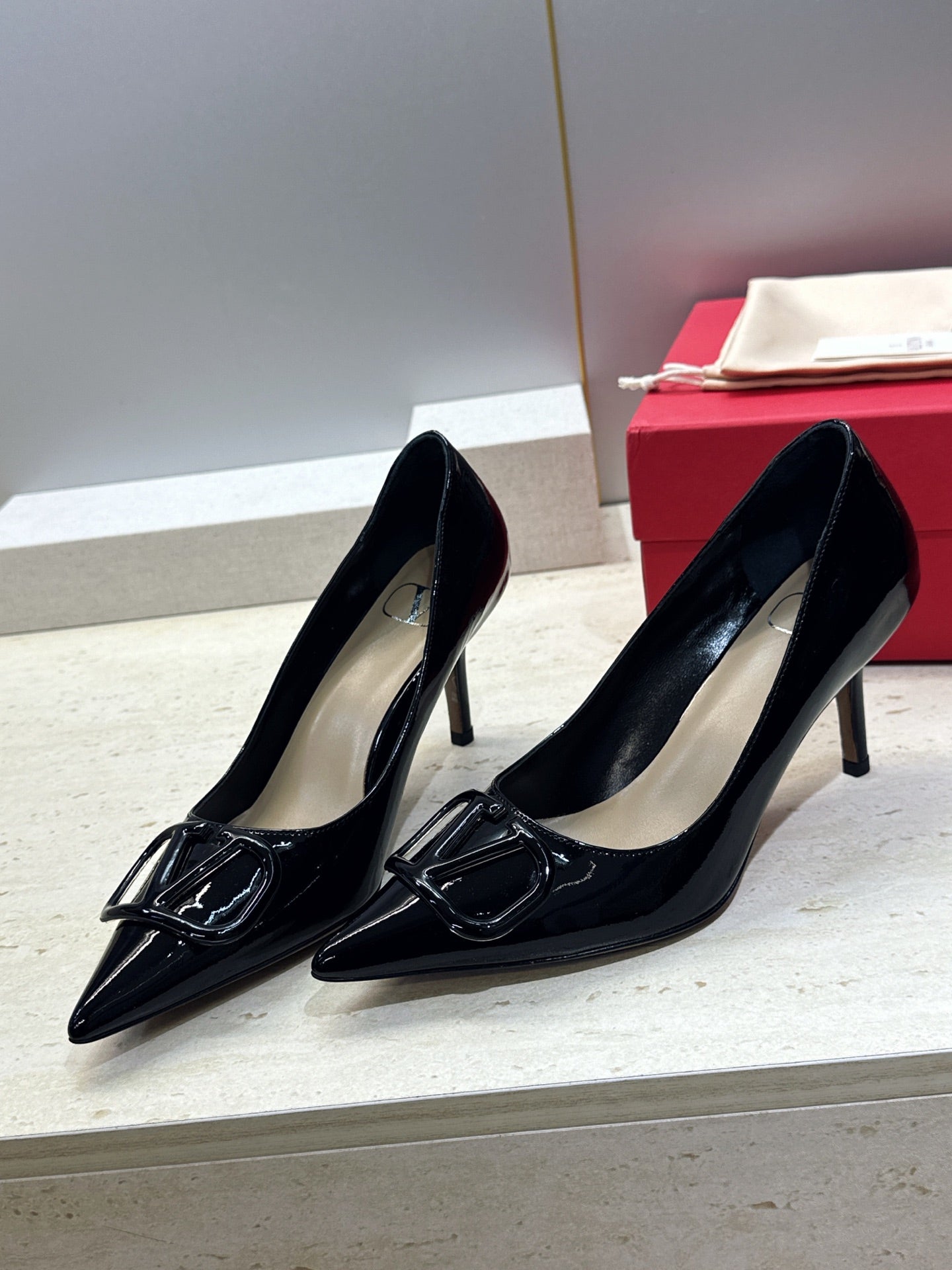 VALENTINO 26S HIGH HEELS 80 MM IN BLACK PATENT CALFSKIN