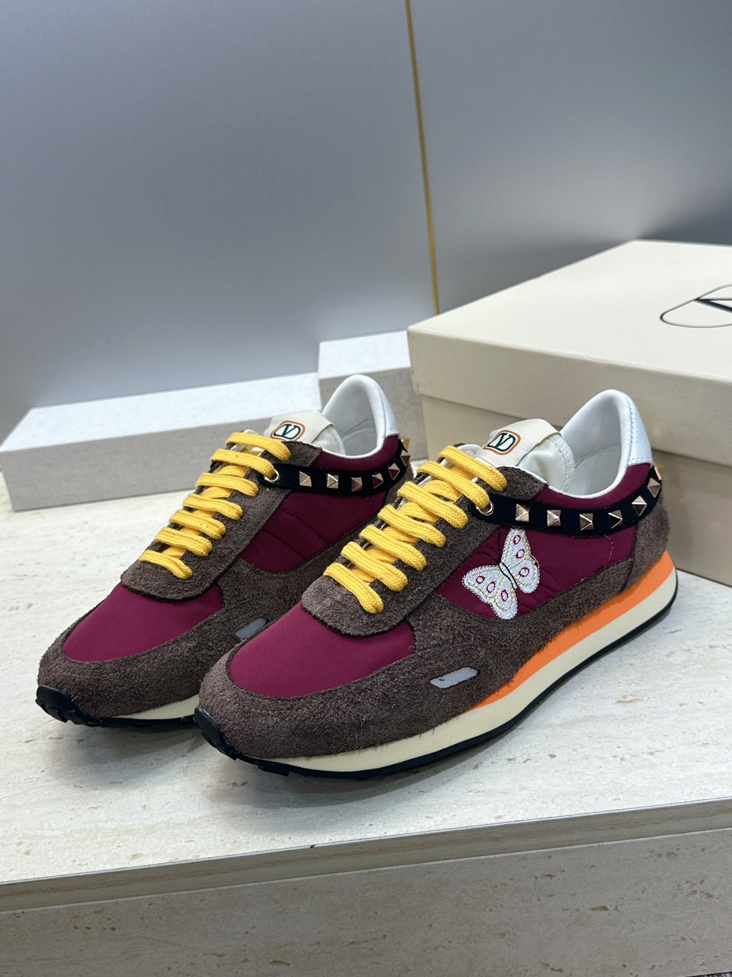 VALENTINO 26S BUTTERFLY EMBROIDERED SNEAKERS IN BROWN SUEDE & RED FABRIC