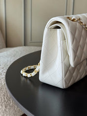CHANEL 25S CLASSIC FLAP BAG 25 CM IN WHITE LAMBSKIN WITH GOLD HARDWARE