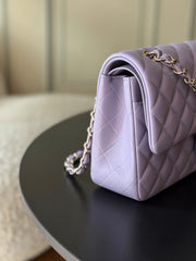CHANEL 25S CLASSIC FLAP BAG 25 CM IN LIGHT PURPLE LAMBSKIN WITH GOLD HARDWARE