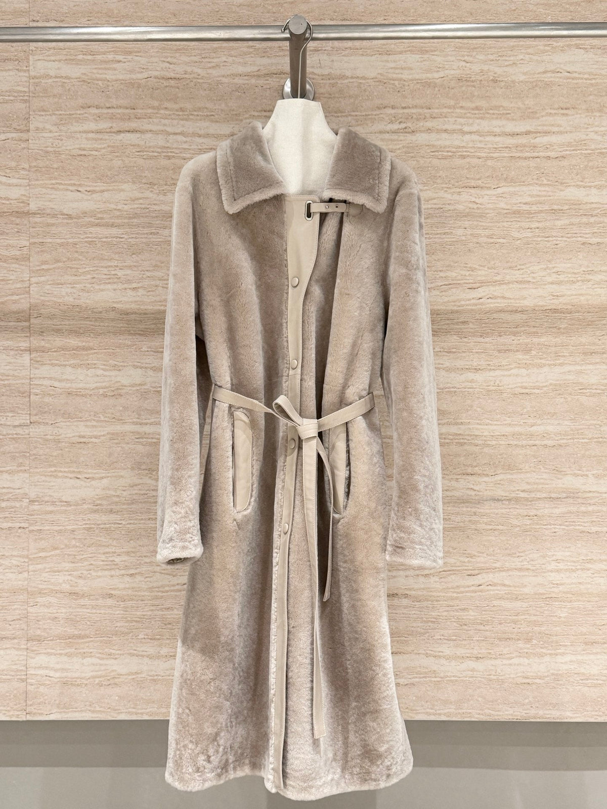 HERMES 25S LONG SHEARLING COAT 471