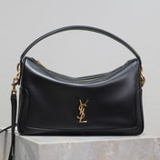 CAMERA SUPPLE BAG 28 IN BLACK SMOOTH LAMBSKIN GOLD HARDWARE