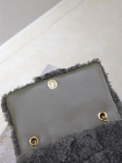 JAMIE BAG 20 IN DARK GRAY LAMB WOOL