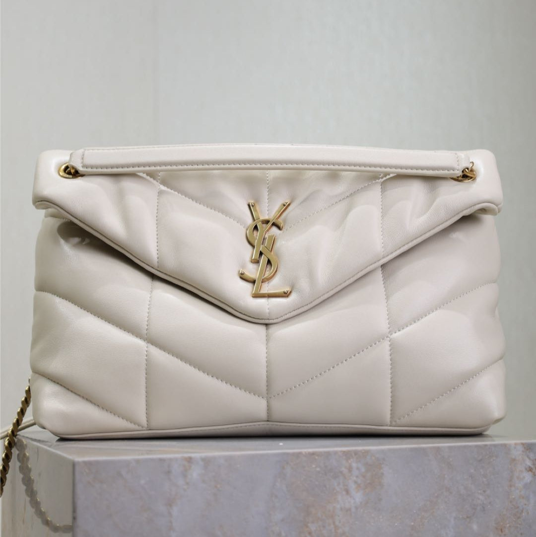 YSL 25S LOULOU PUFFER GM 35 IN BLANC VINTAGE CALFSKIN GOLD HARDWRE