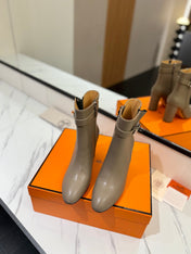 HM 26S ANKLE BOOTS 85 MM IN GREYISH BEIGE CALFSKIN