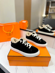DAY SNEAKER IN BLACK SUEDE AND FLEECE LINING