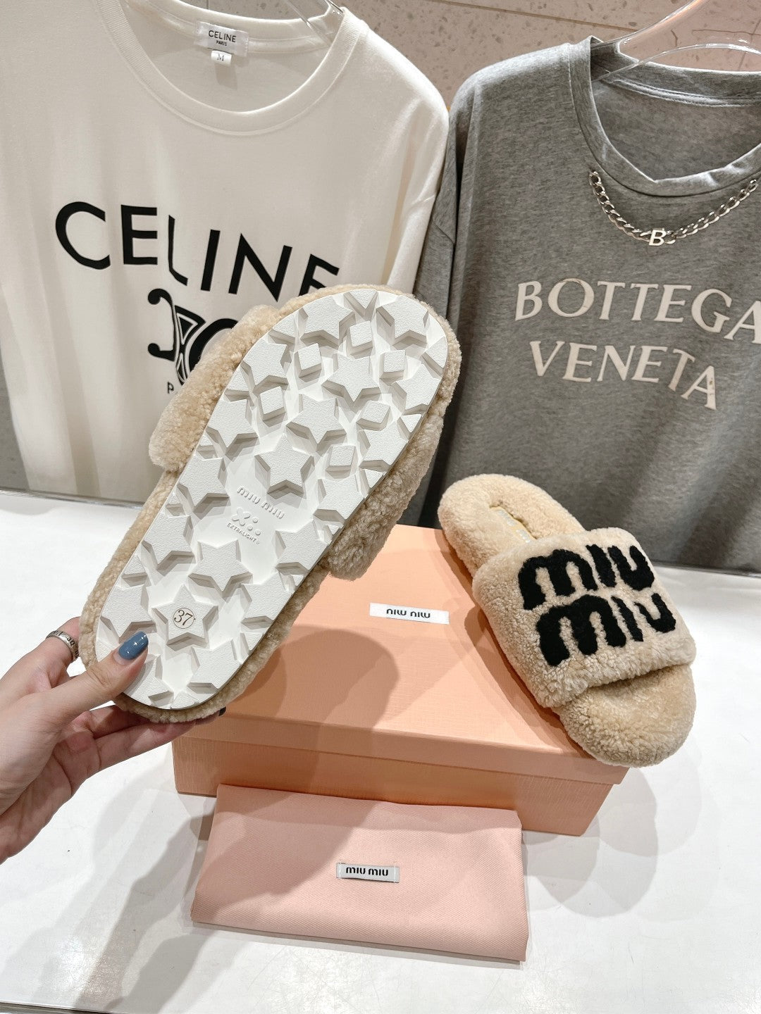 MIUMIU 26S SANDALS IN BEIGE SHEARLING WITH LOGO LETTERING