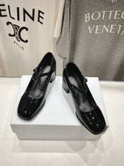 MEDIUM - HEEL MARY JANE SHOES IN BLACK GLOSSY CALFSKIN