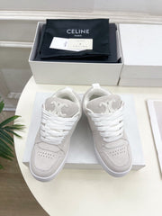 HUNTINGTON LOW LACE-UP SNEAKER IN PALE GRAY SUEDE AND MESH