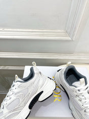 DIOR 26S SNEAKER IN WHITE GREY CALFSKIN AND MESH FABRIC