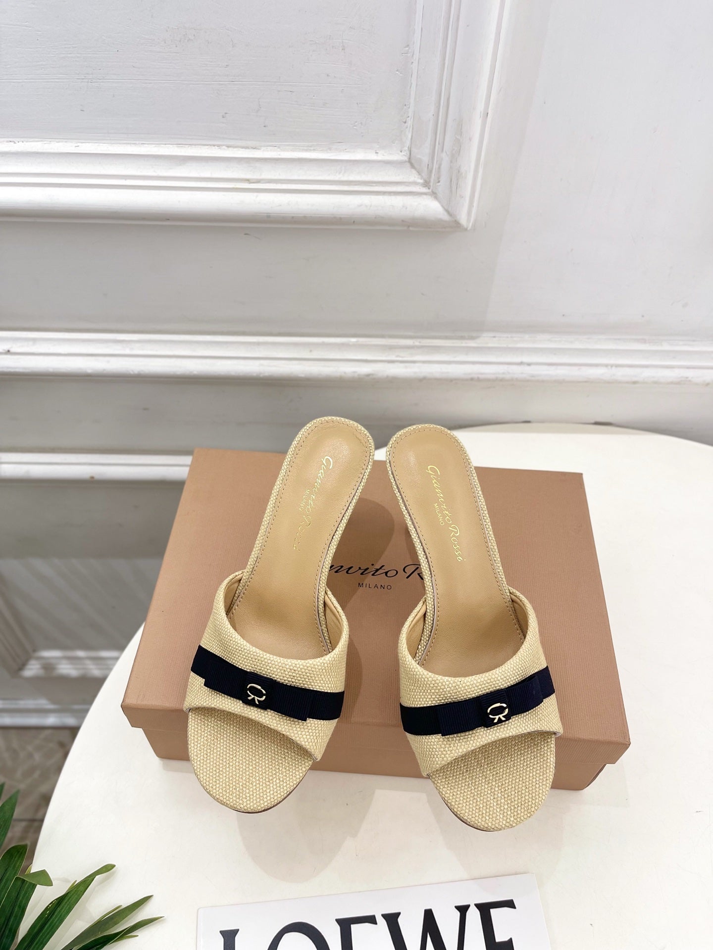 GIANVITO ROSSI 26S HIGH-HEEL SANDALS 80 MM IN BEIGE WOVEN FABRIC