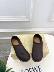 THE ROW 26S SLIP-ON FLATS IN DARK BROWN NAPPA CALFSKIN