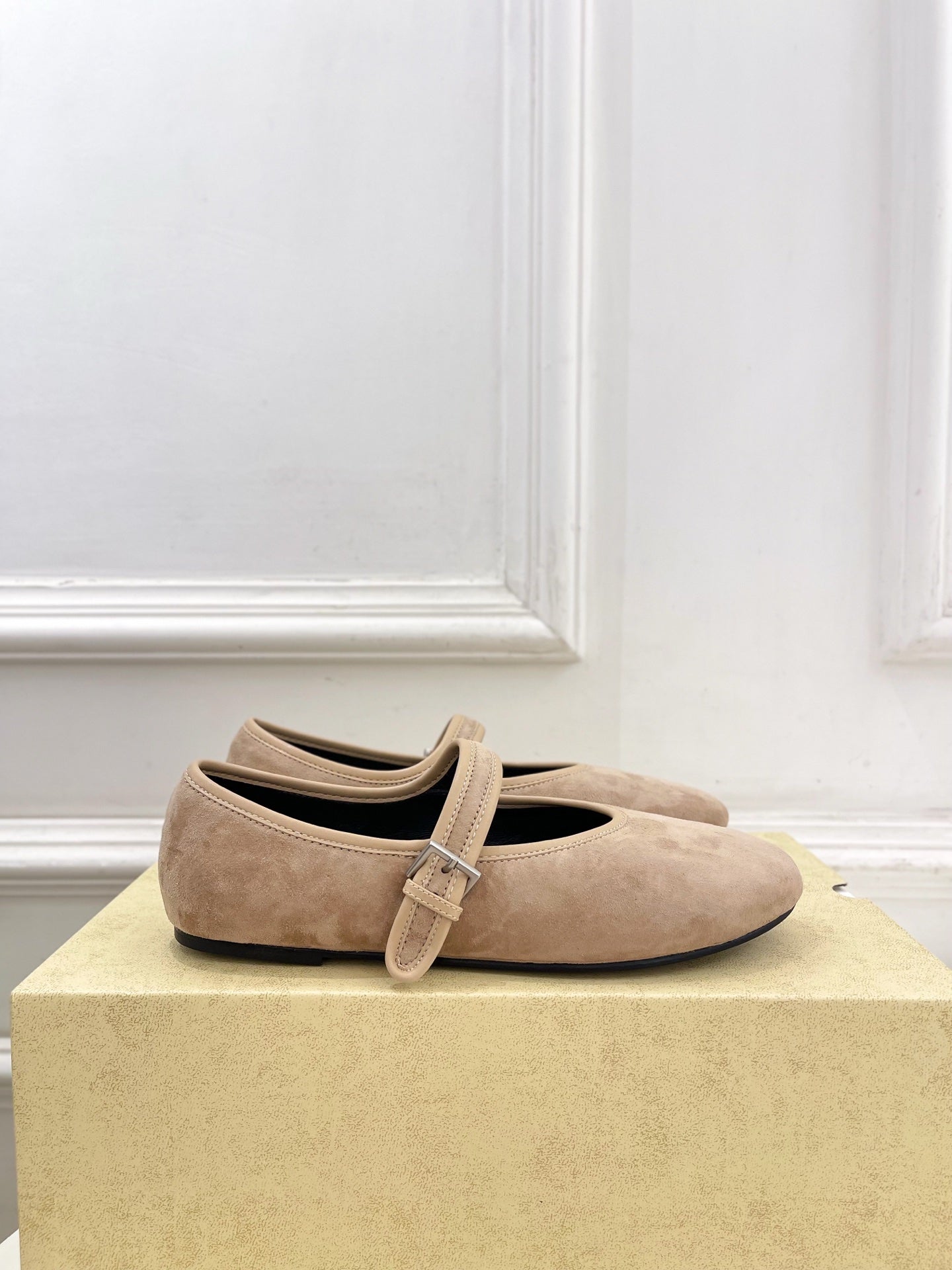 THE ROW 26S ROUND TOE MARY JANE FLATS IN LIGHT BROWN SUEDE